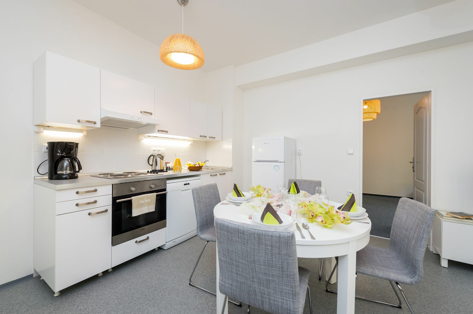 Empirent Petrin Park Apartahotel 4*